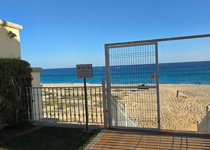 Apartment Bahia Del Tezal 103b Modern 1br Retreat With Rooftop Pool & Access